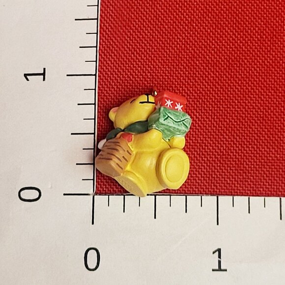 Hallmark Christmas Ornament Love To Shop 2005 Forever Friends Miniature Collecto - Picture 9 of 12